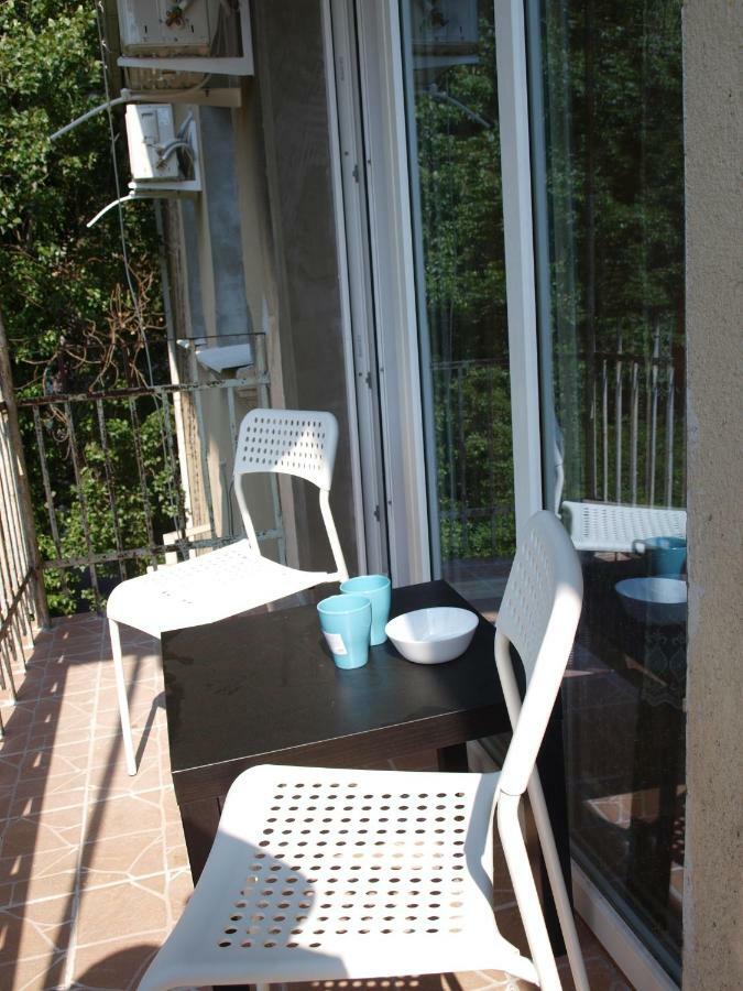 Sun Family Апартаменты Gagra Bagian luar foto